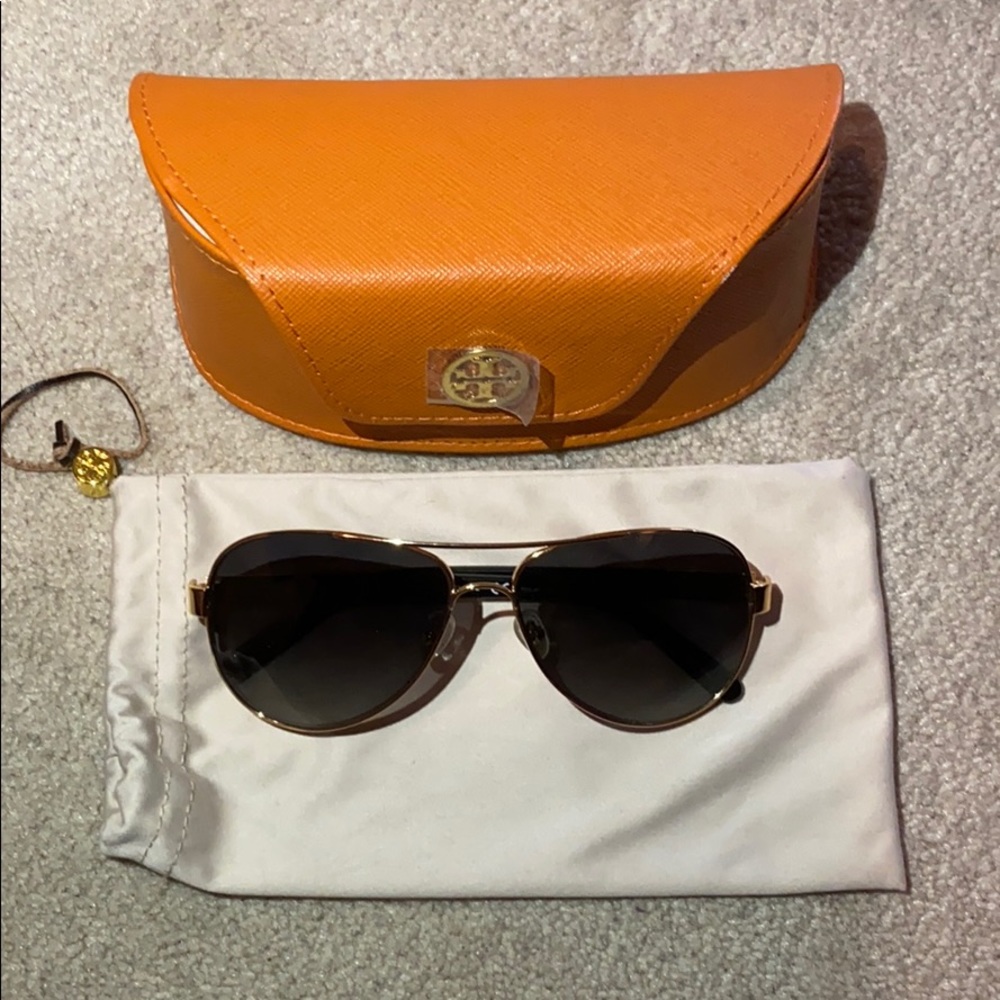 Tory Burch Aviator Sunglasses